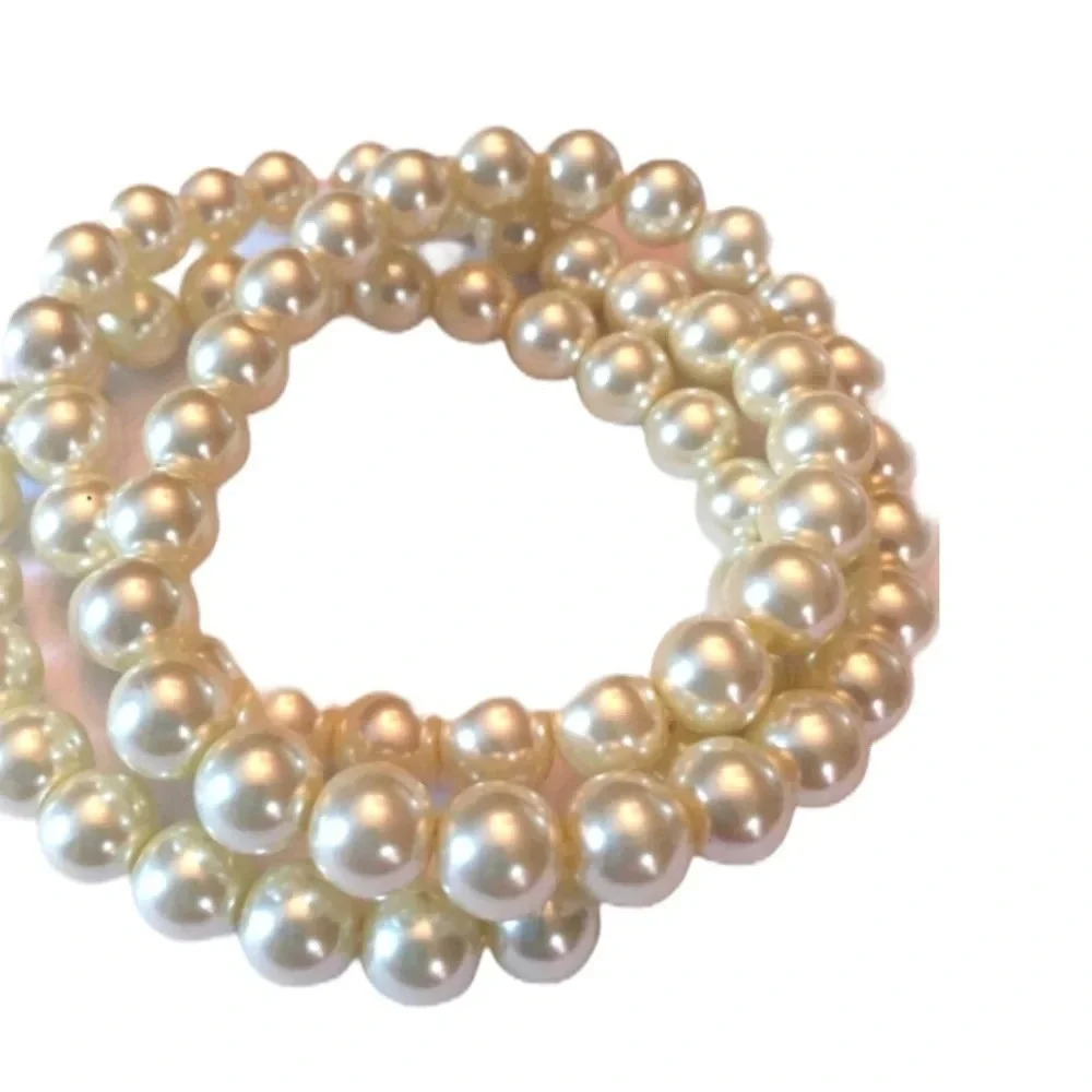 PEARL BRACELET NEW WOMENS COSTUME JEWELRY PEARLS BEADS ONE SIZE